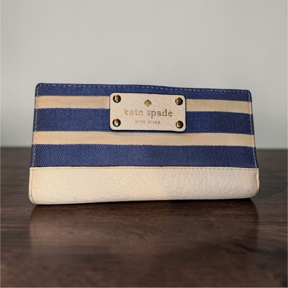 kate spade new york Handbags - Kate Spade Southport Avenue Stacy Wallet - Blue White Stripe - Matches Cora Bag